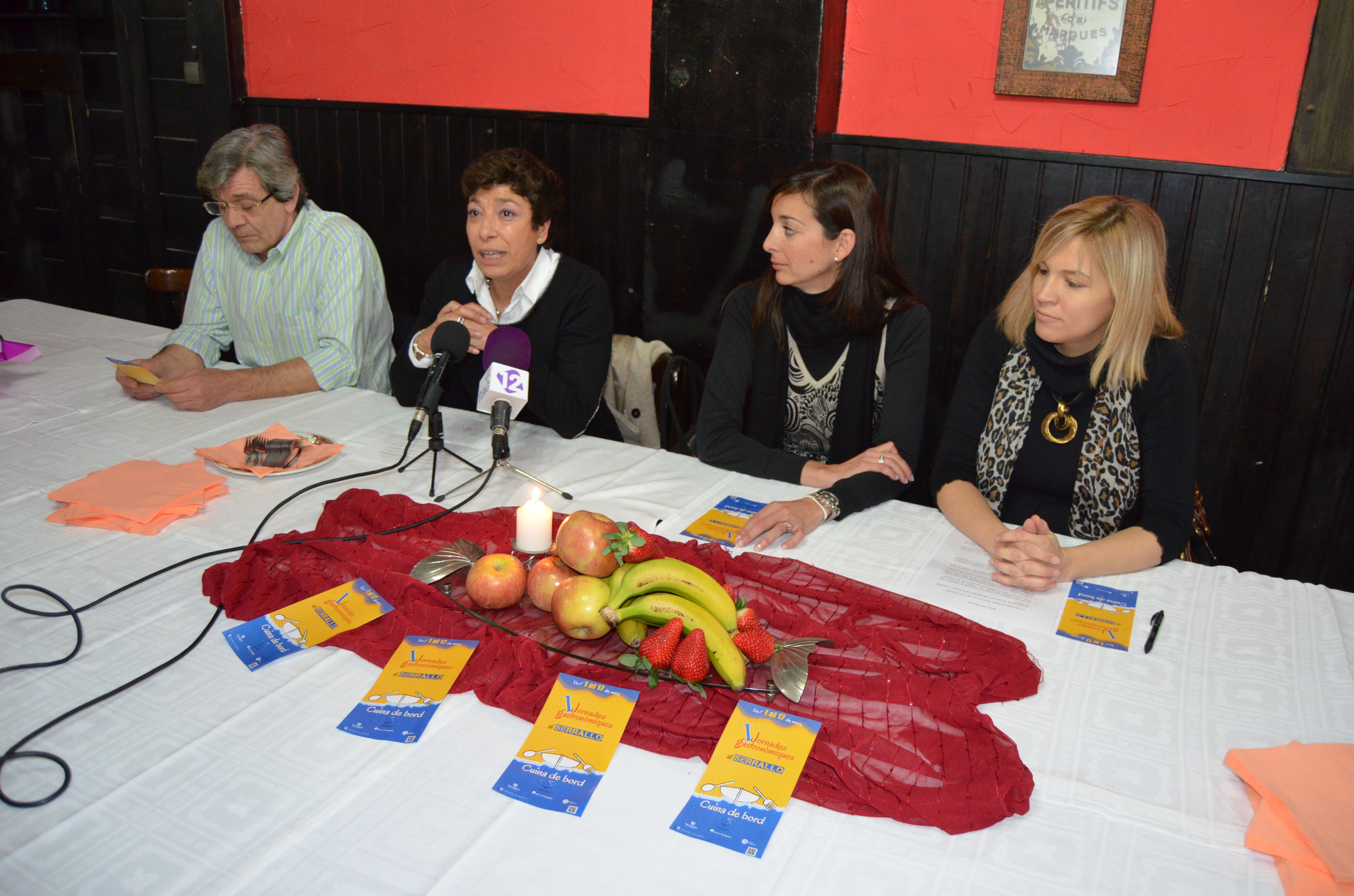 Xavier Veciana, Virginia Morcillo, Pat Anton i Montse Adan en la presentació de les Primeres Jornades "Cuina de bord" (foto: Port de Tarraogna)