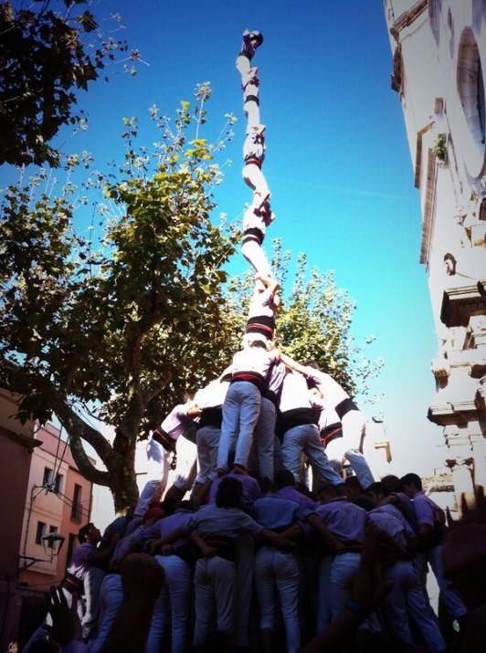 El primer pilar de vuit amb folre i manilles de la història de la Jove de Tarragona ha estat una de les grans fites de la temporada castellera 