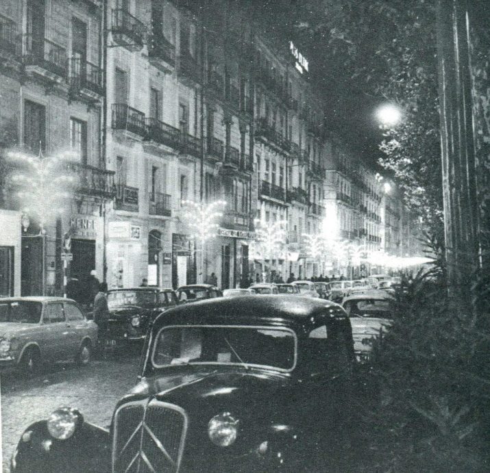 Il·luminació nadalenca l'any 1969 a la Rambla Nova. Una de les imatges publicades recentment a la pàgina de Facebook, Tarragona antiga (foto: arxiu Rafael Vidal)
