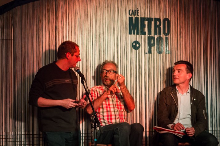 Oriol Grau, Pere Navarro i el director del FET a TARRAGONA  a l'acte del Cafè Metropol (foto: David Oliete) 