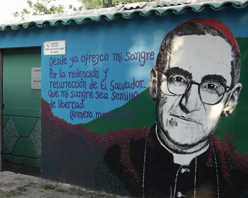 L'arquebisbe de San Salvador, Oscar Arnulfo Romero, va ser assassinat el 1980 per la seva defensa dels més vulnerables
