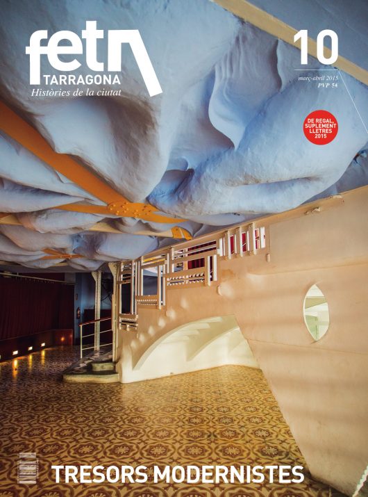 Portada del número 10 de la revista FET a TARRAGONA realitzada a l'interior del Teatre Metropol (foto: DAVID OLIETE) 