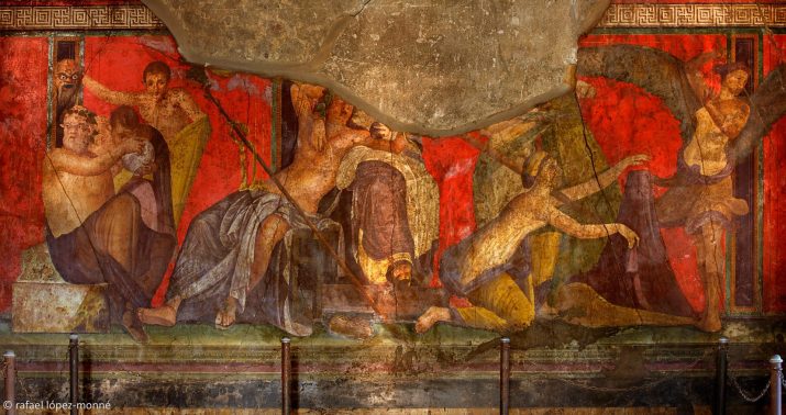 Imatge de les pintures murals sobre els rituals dionisíacs a la Vila dels Minsteris. Fotografia: Rafael López Monné