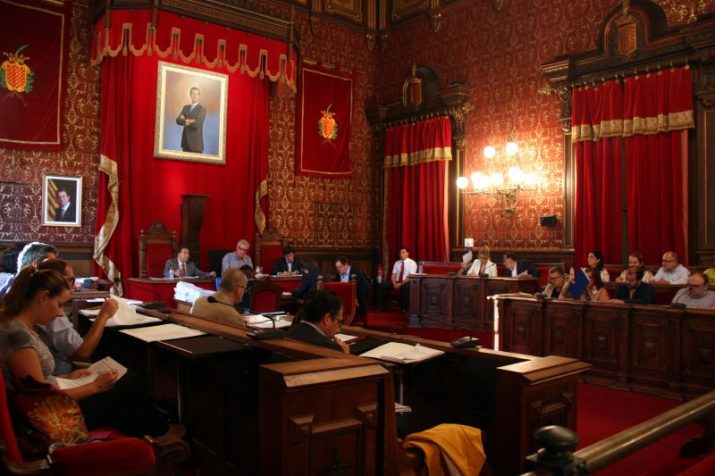 Imatge d'un plenari de l'ajuntament de Tarragona d'aquest mandat (foto: ACN) 