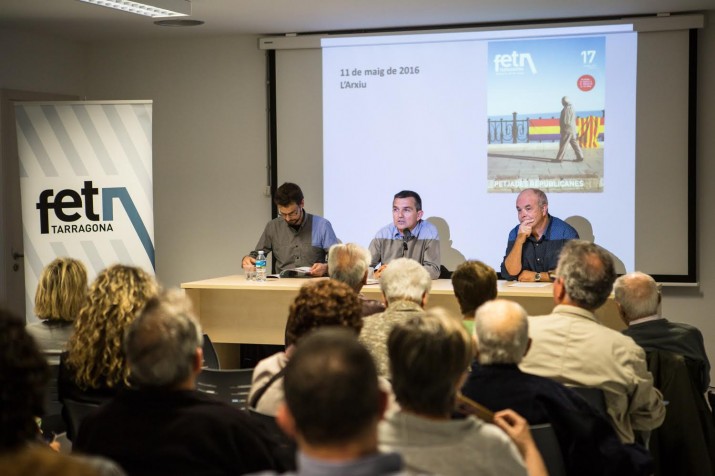D'esuqerra a dreta: Jordi Suriñach, Ricard Lahoz i Jordi Piqué en l'acte de presentació del número 17 del FET a TARRAGONA. Foto: DAVID OLIETE