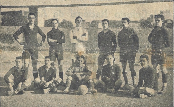 Foto revista football 1919. Pubicada al Fet a Tarragona num4. Segurament la foto més antiga d'un onze del Nàstic. Cedida per Pablo Ornaque
