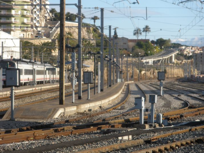 Tarragona continua reclamant l'ampliació de les andanes i la instal·lació d'ascensors a l'estació de tren